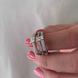 Eine Auswahl der schönen Kleopatra Queen Ringe von Scrouples